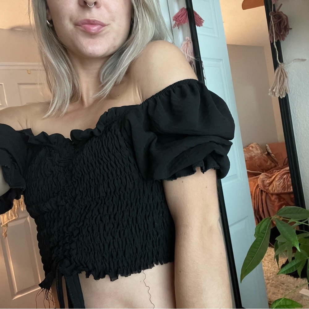 Off shoulder crop top